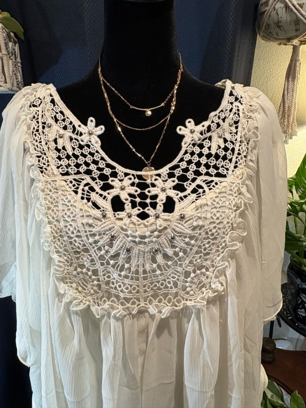 2-Piece Style & Co. Cream Crochet Yoke Flowy Tunic With Cami Large - Picture 4 of 16